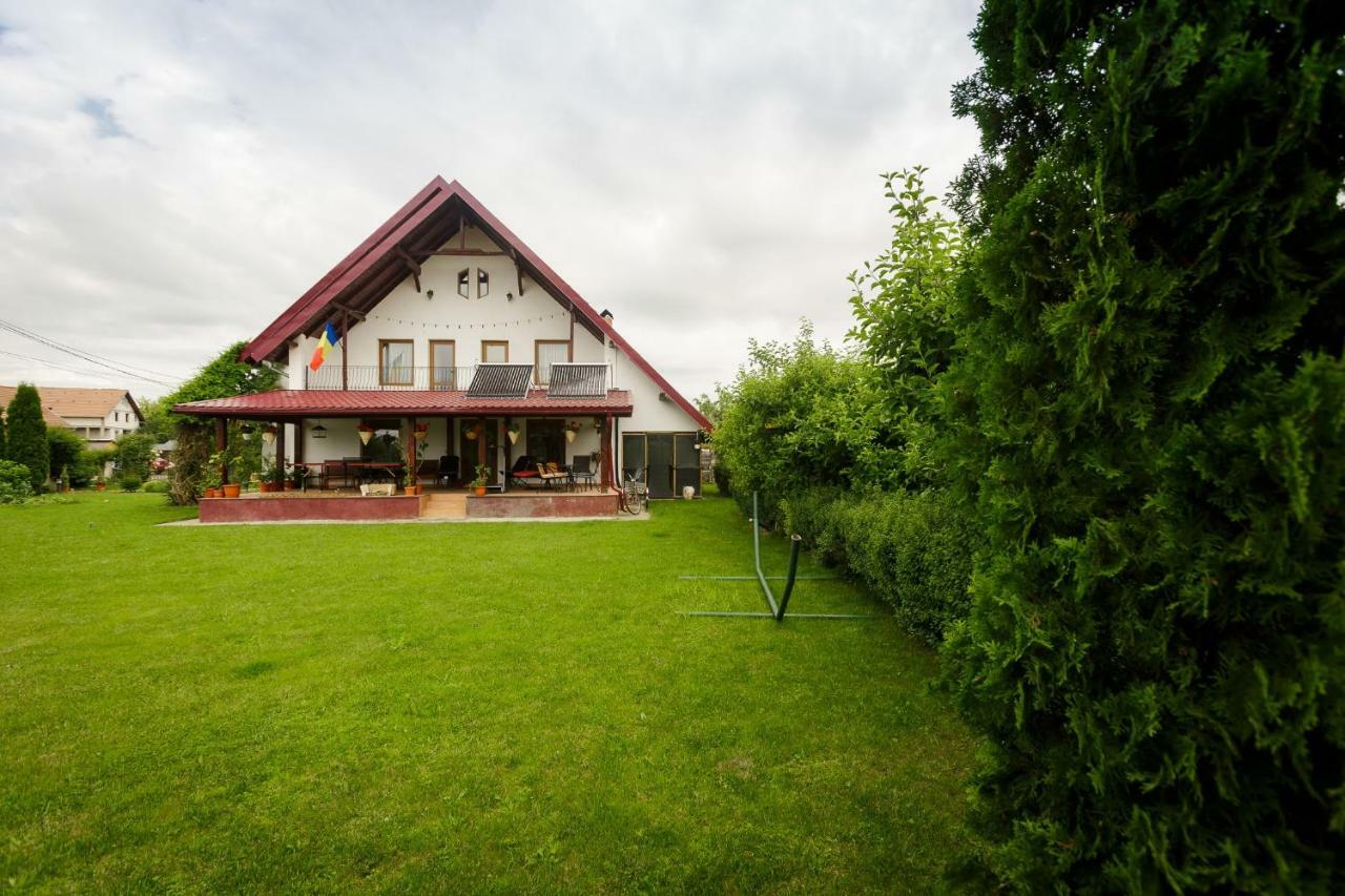 Casa Florilor Hotel Árgyasudvarhely Kültér fotó